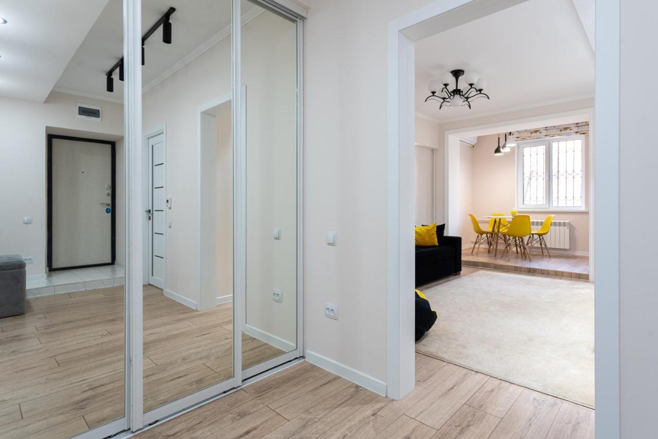 Senate Square Apartment Tasjkent Eksteriør bilde